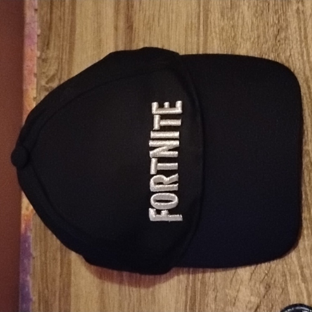 Fortnite hat brand new no tags